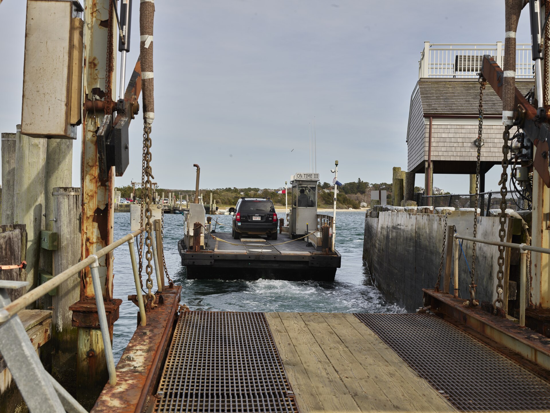 The Chappy Ferry departing Edgartown for Chappaquiddick